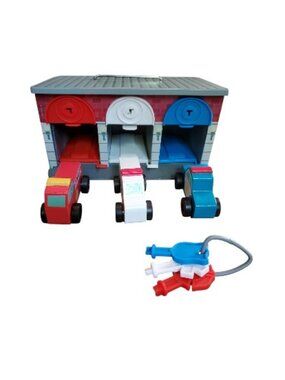 Melissa & Doug Keys & Cars Rescue Garage